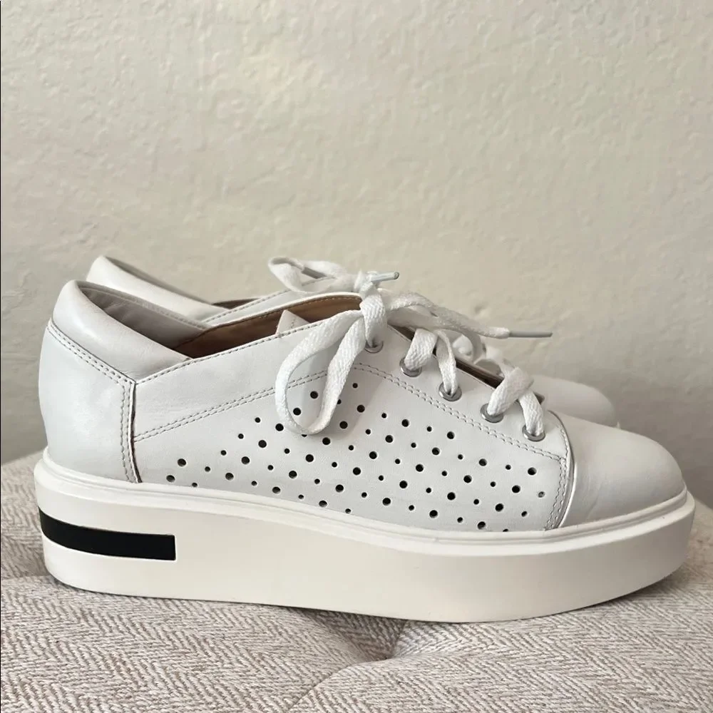 Linea Paolo Kendra Perforated white Leather Lace-Up Platform chunky Sneakers 8M